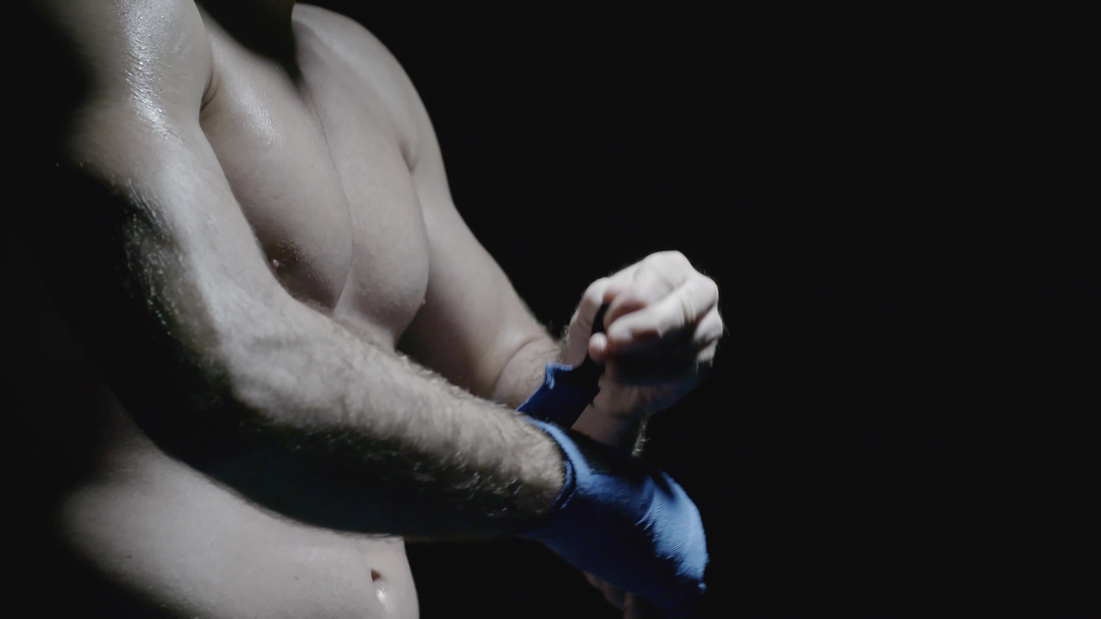 运动健身型男视频素材