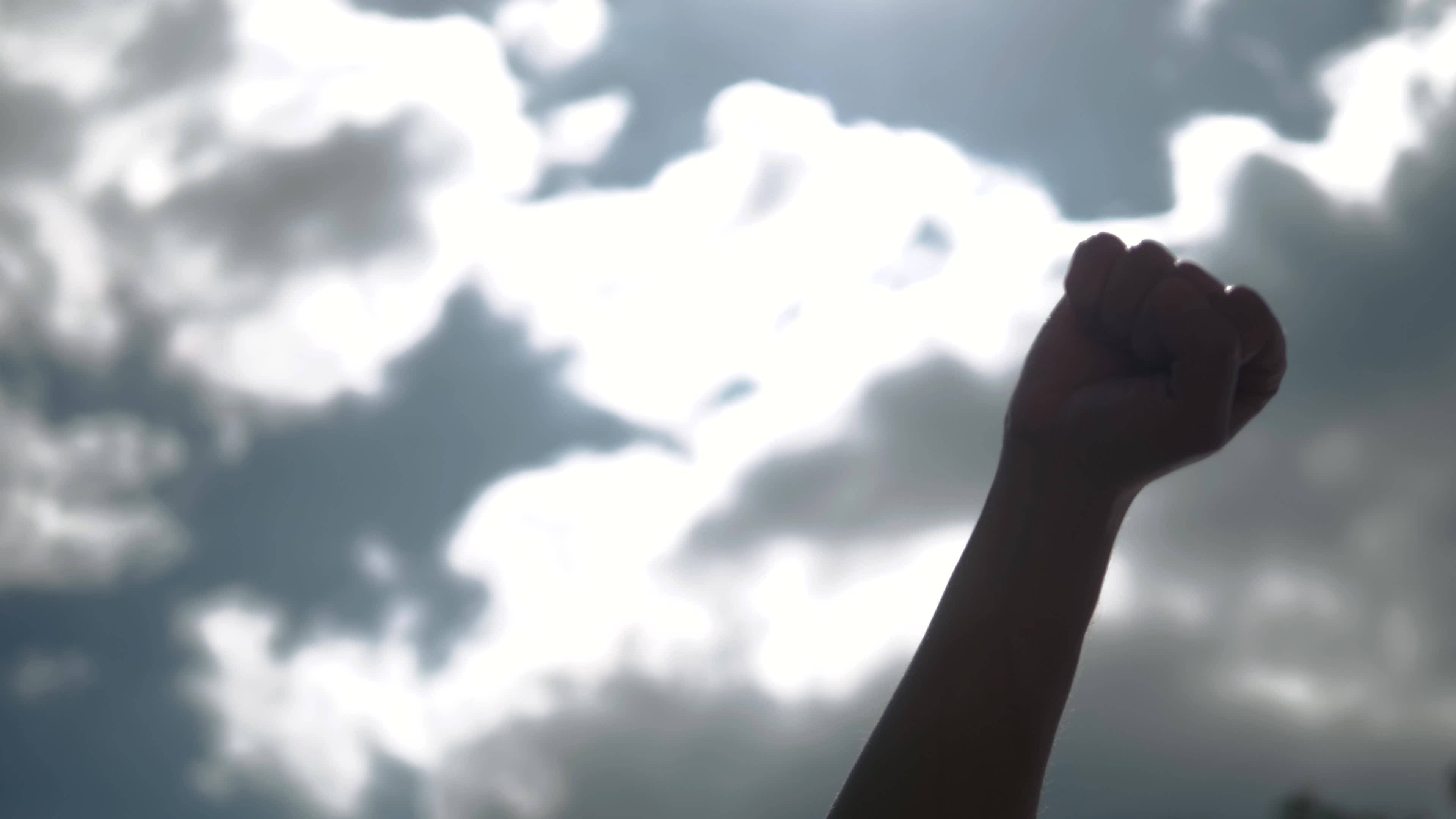 振臂高呼励志视频素材